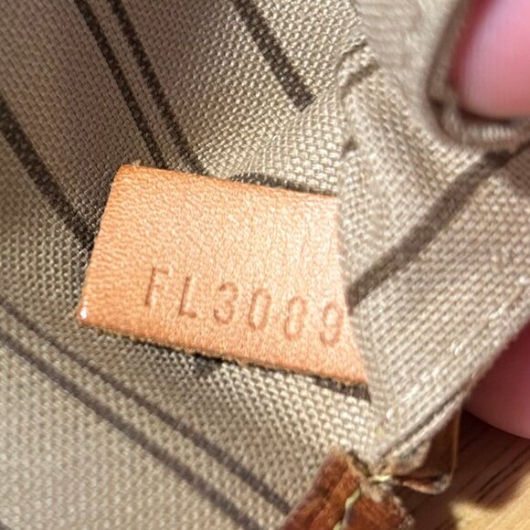 Authentic Women Louis Vuitton Brown Tan Canvas Leather Neverfull MM Tote Handbag - Picture 9 of 16